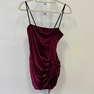 Showpo. Beyond‎ It Rushed Mini Velour Dress Burgundy Sz 4 Stretch Party thumbnail 2