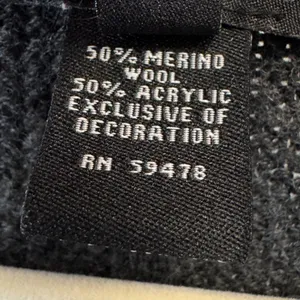 Y2K‎ Tahari Merino Wool Blend Ribbed Cardigan Sweater Gray Toggle Closure Medium thumbnail 7