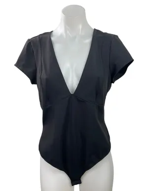 Free People Intimately Black Plunge V Neck Short Sleeve Bodysuit Top Size XS thumbnail 1