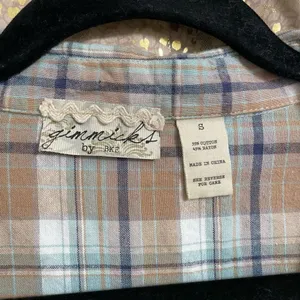 Gimmicks by BKE Neutral Color Plaid Lace Up Front Shirt Oversized Small thumbnail 5