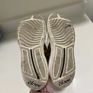 Clove‎ Cheetah Healthcare Nursing Sneakers size 7.5 thumbnail 6