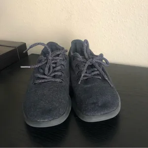 Allbirds Womens 8 The Wool Runners Running Shoes Dark Grey Size 8 thumbnail 2