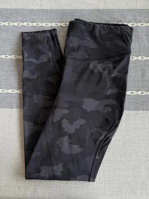 Lululemon Base Pace High-Rise Tight 28" *Brushed Nulux Black Camo Size 10 thumbnail 5