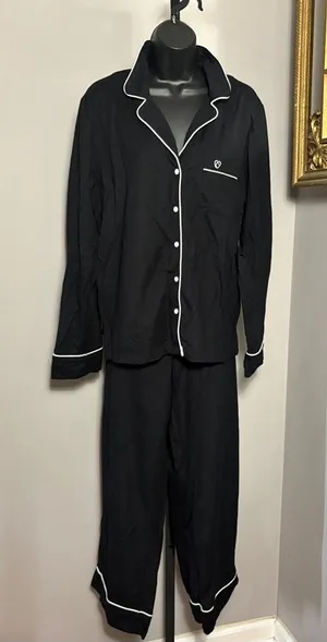 Mary Crafts XL Black Pajama Set with White Piping thumbnail 1