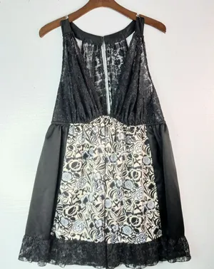 Cacique 28/20 Chic Black and White Pastel Sky Blue Floral Paneled Negligee thumbnail 1