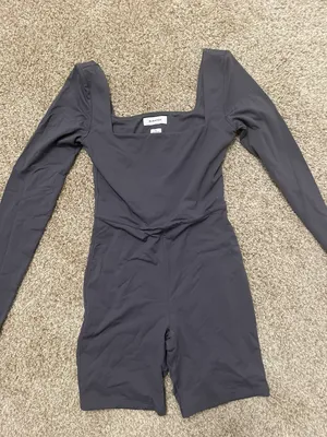 Aritzia Babaton Romper thumbnail 3