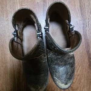 Circle G Corral Brown Distressed Leather Ankle Booties thumbnail 7