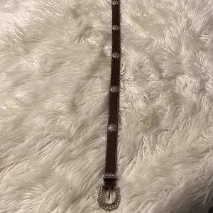 Beautiful Vintage Women Belt Genuine Leather small long 33” excellent condition thumbnail 5