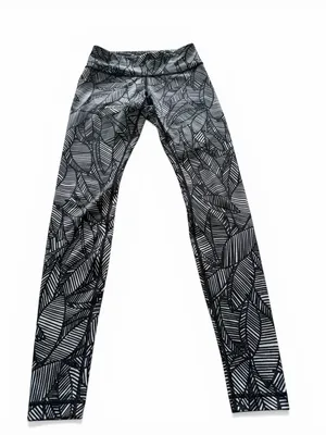 Lululemon Wunder‎ Under Full-On Luon Pant Banana Leaf White Black Size 6 thumbnail 3