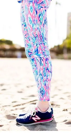 Lilly Pulitzer Luxletic Floral Weekender Leggings Tiki Pink And Light Blue Sz S thumbnail 1