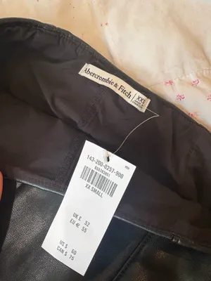Abercrombie and fitch black leather mini skirt thumbnail 3