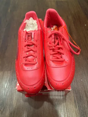 womens golf puma red leather shoes sz 8.5 thumbnail 2