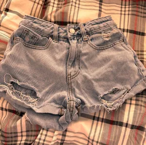 PacSun jean shorts  thumbnail 1