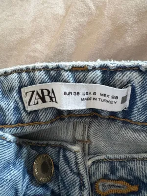 ZARA High Rise Jeans thumbnail 6