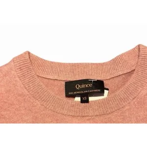 Quince Women’s Mongolian Cashmere Crew Neck Sweater XS Mauve Mist Soft Pink thumbnail 2