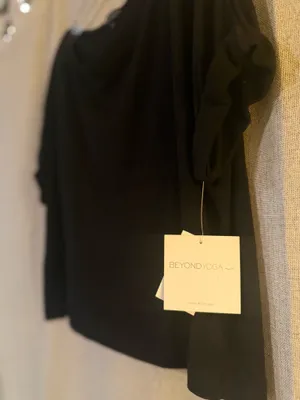 Beyond Yoga | Black Short Sleeve Top | M thumbnail 3