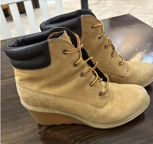 Timberland Amston 6 Inch Women's Wheat Nubuck Wedge Heel Boots Size 8.5 thumbnail 1