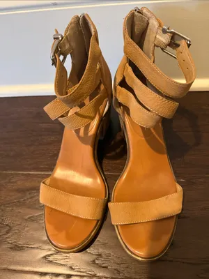 Jessica Simpson Women’s Tan Suede Block Heel Ankle Strap Sandals 7.5 thumbnail 2