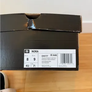 Adidas Nora Sneakers Lace Up Skateboarding Black White Mens 8 Women 9 New in Box thumbnail 12