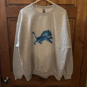 Gildan Detroit Lions sweatshirt! NFL gray sequin bedazzled logo crewneck size XL! thumbnail 7