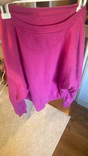 Universal Threads Pink Sweatshirt thumbnail 2