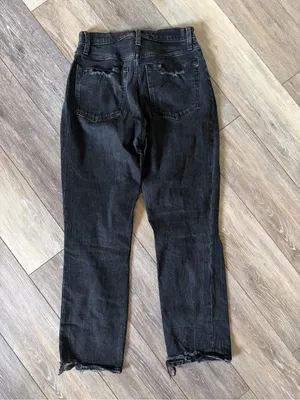 Abercrombie & Fitch Curve Love Ultra High-Rise Ankle Straight Black Jeans thumbnail 3