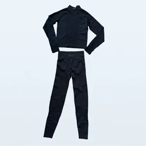 NWOT Victoria’s Secret PINK Long Sleeve Activewear Set in Black, Size XS thumbnail 3