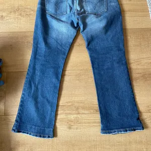 Joes Jeans👖 Size 27 Bootcut Low Rise Medium Wash Denim thumbnail 7