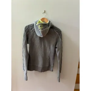 Lululemon Scuba Full Zip Hoodie Women's Size 6 Heather Gray EUC thumbnail 2