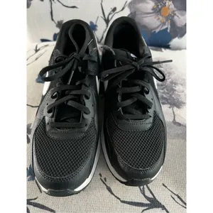 Nike Air Max Excee Womens Shoe Size 8 Black Sneaker CD5432-003 thumbnail 4