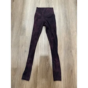 Lululemon Align Super High Rise 28" Inseam Leggings Tie Dye Burgundy‎ Size 0 thumbnail 3