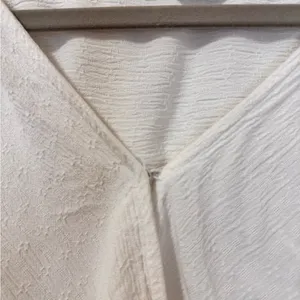 American Eagle Outfitters White Wrap Blouse size M thumbnail 3