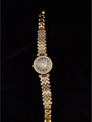 Women's Gold Tone Quartz Dress Watch with Sparkling Rhinestone Crystals thumbnail 5