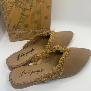 NWOT free people‎ Newport flat eu 36 thumbnail 1