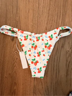 NWT Bright Swimwear Nia Berry Bliss High Rise Bikini Bottom M thumbnail 6