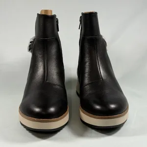 Clarks Collection Size-7M‎ Womens Zylah Rose Chelsea Boot Black Leather thumbnail 9