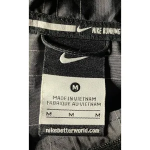 Nike Vapor Reflective Running Jacket Women M Black 618982-010 Dri-FIT Hooded thumbnail 4