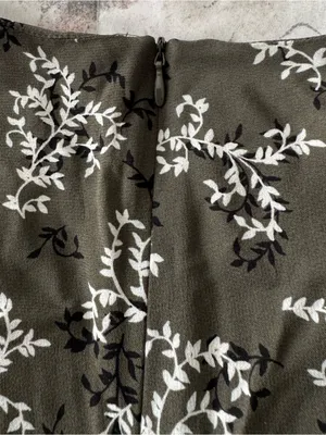 French Connection charcoal grey Floral Maxi Dress, size 2 faux wrap V-neck chic thumbnail 7