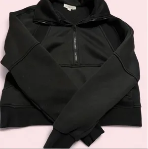 Black half zip Aemi + co thumbnail 3