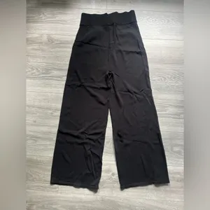 & Other Stories Black Pull On Wide Leg Pants Elastic Waist Size M Classic Casual thumbnail 2