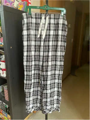 Women's Victoria's Secret Plaid Pajama Pants L Black White thumbnail 2