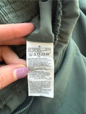 Old Navy StretchTech Cropped Zip Bomber Jumpsuit Size Medium - Sage Green thumbnail 7