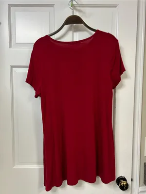 Women's Maroon Floral Mandala Short Sleeve Tunic Top thumbnail 3