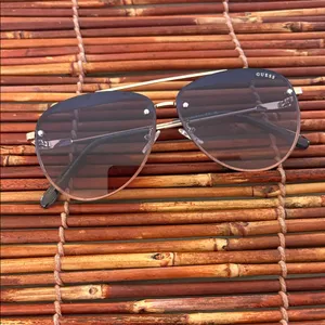 Guess Unisex Black and Gold Aviator Sunglasses thumbnail 9
