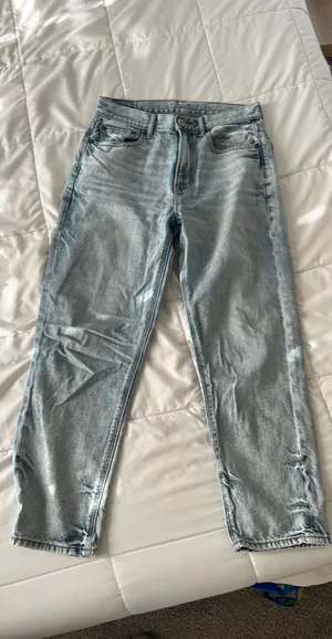 American Eagle high rise 90s boyfriend washed jeans thumbnail 1