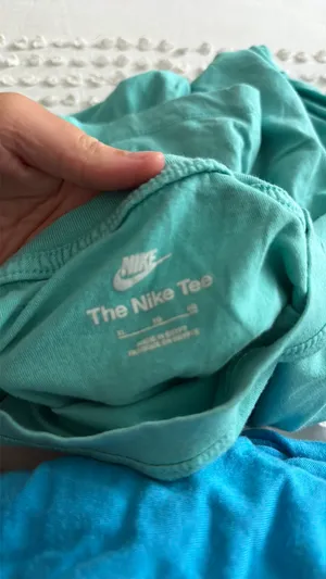 Nike T-Shirt thumbnail 3