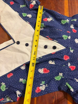 vintage 70s blue novelty print dress white V-shaped collar, buttons heart motifs thumbnail 6