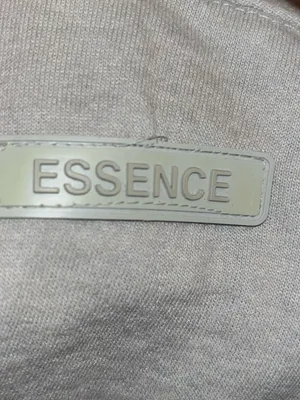 essence Light Gray Crewneck Sweatshirt Size M thumbnail 2