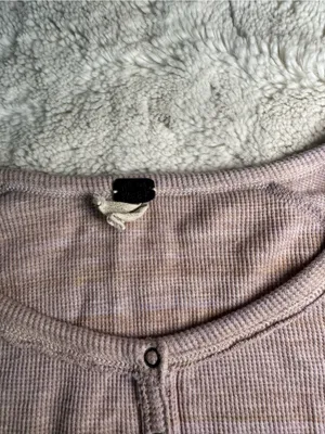 We The Free Mauve Ruffle Henley Top Size M thumbnail 3