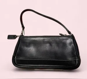 Vintage Coach Black Leather Shoulder Bag thumbnail 1